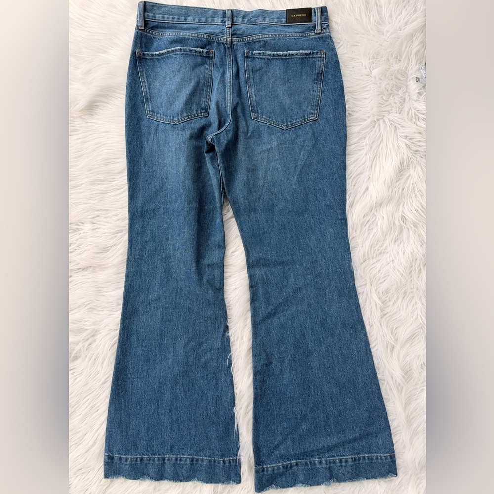 Express 70s Flare Mid Rise Jeans NWT—FREE SHIPPING - Picture 4 of 11